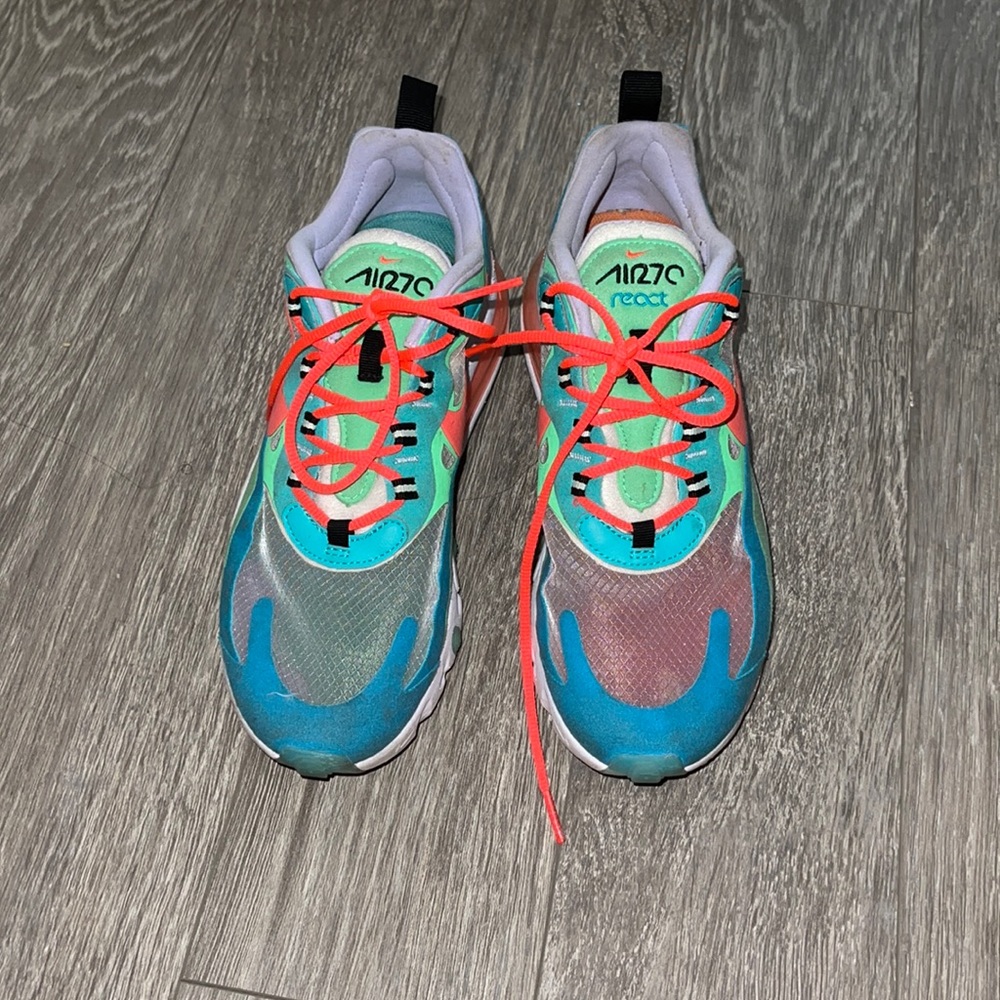 Women Nike Air 270 React